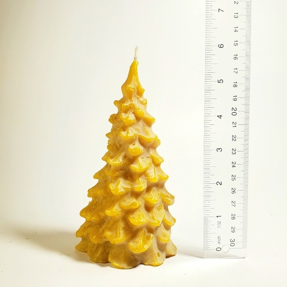 CHRISTMAS TREE CANDLE In Natural Wax with 30 Hrs Burn Time by SUNBEAM Candle NEW - Picture 4 of 6